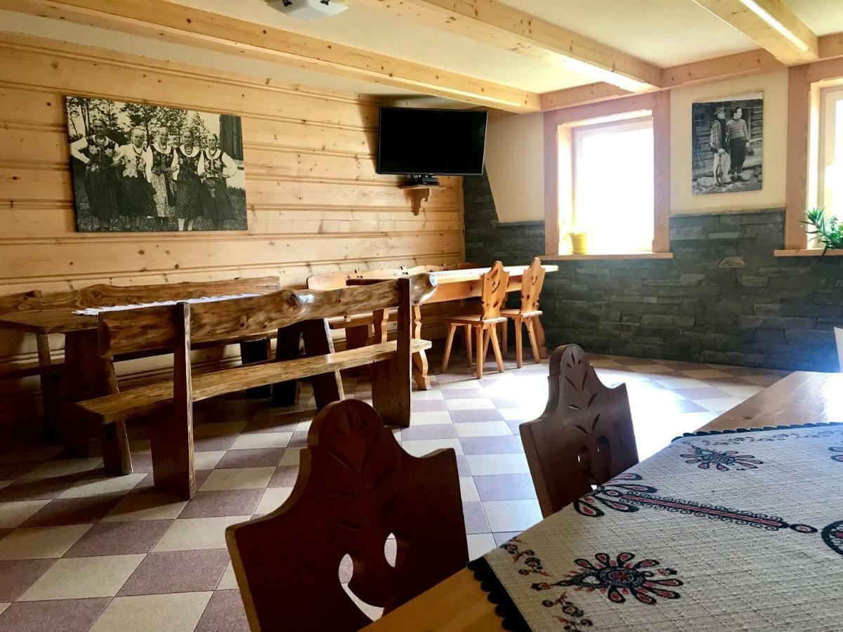 Pokoje Goscinne U Jaska Zab Bagian luar foto