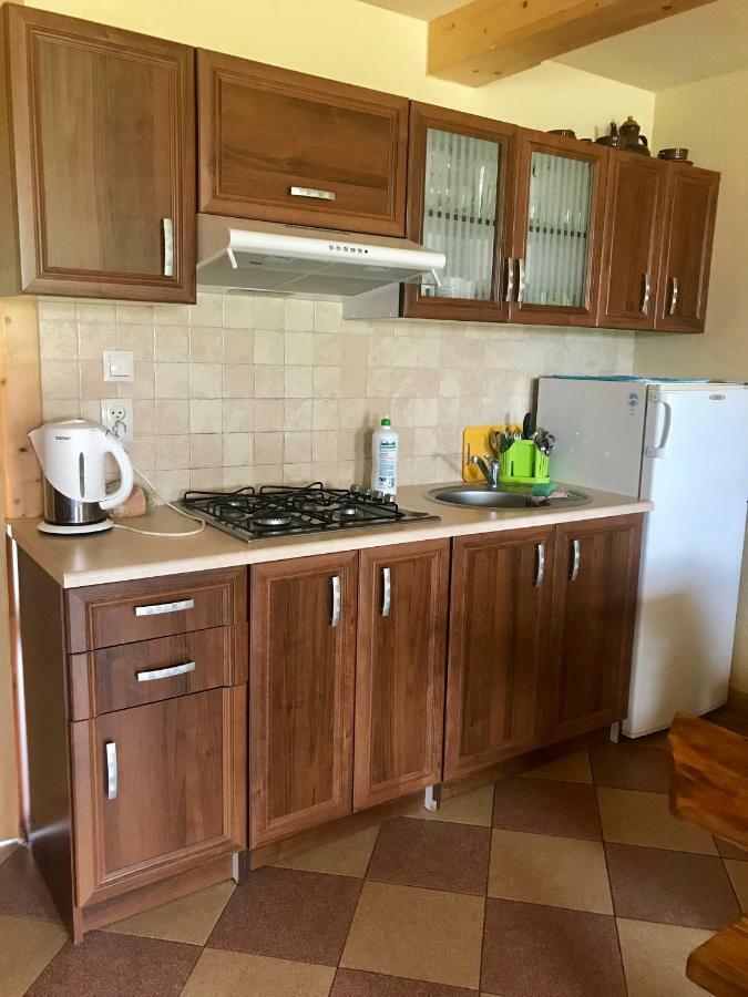 Pokoje Goscinne U Jaska Zab Bagian luar foto