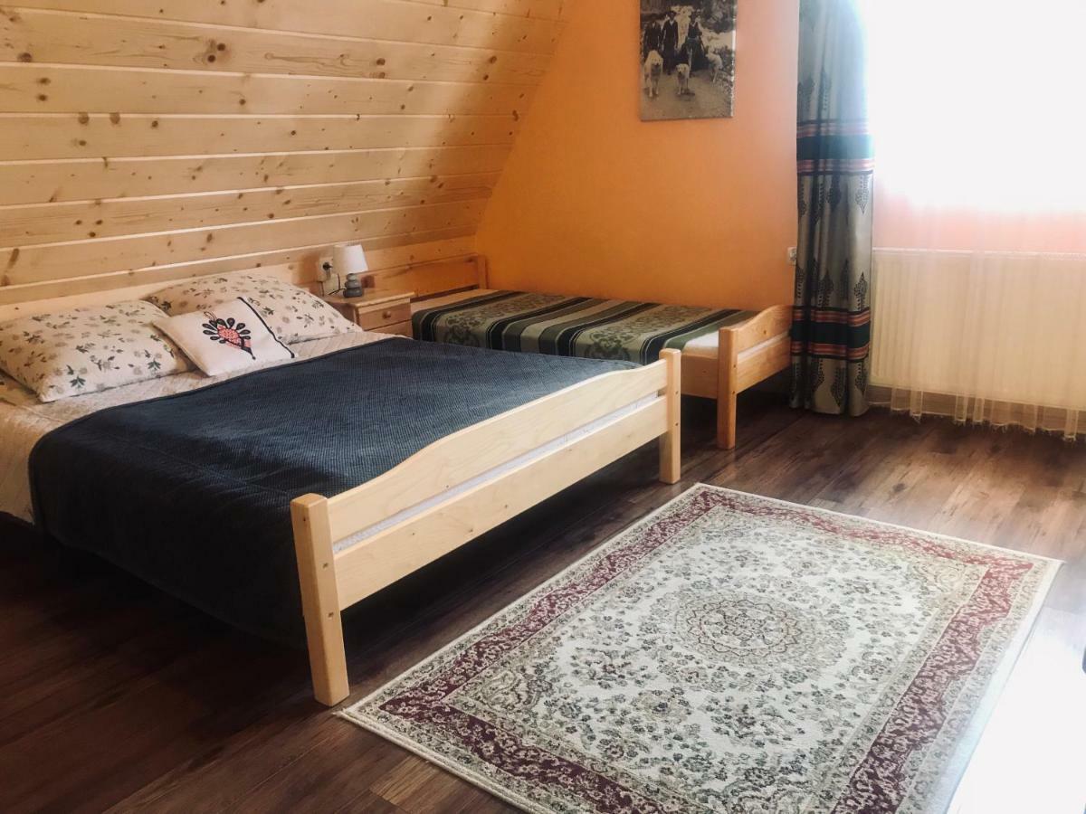 Pokoje Goscinne U Jaska Zab Bagian luar foto